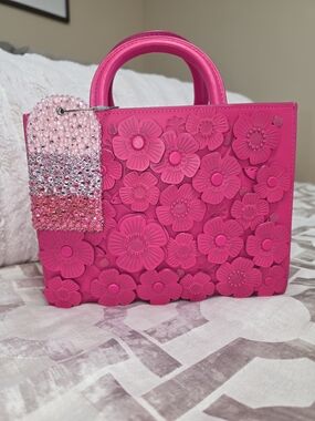 Custom Pink Ombre Hangtag